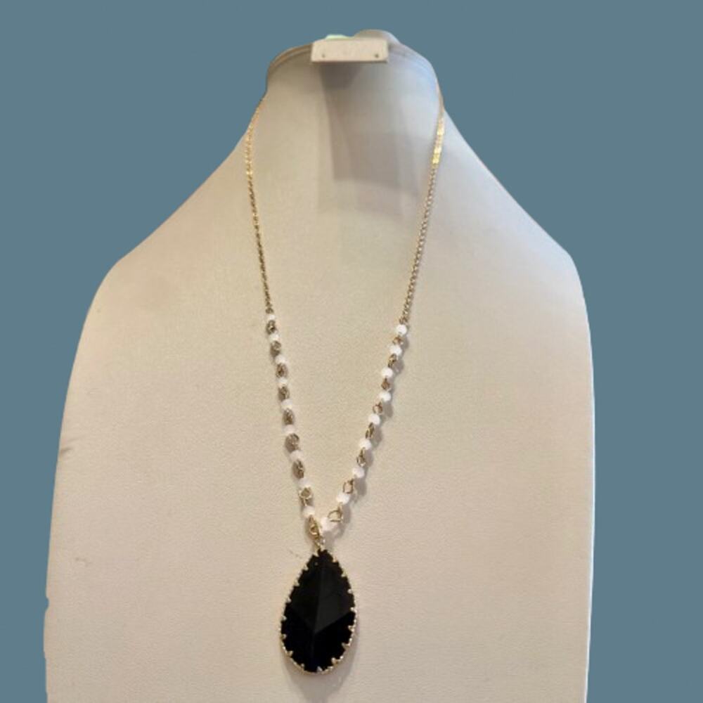Plunder Black Leaf Pendant Gold Tone Necklace - Picture 6 of 8